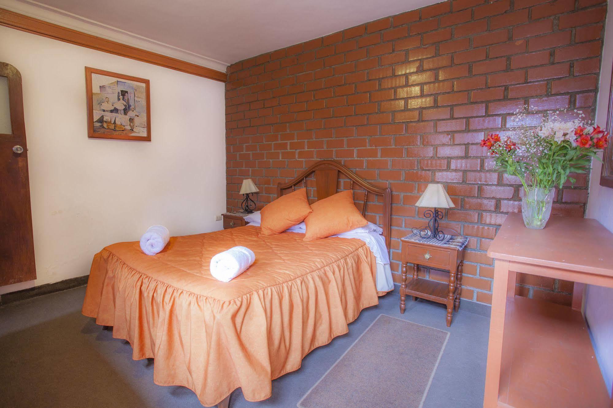 Alojamiento Soledad Huaraz Kültér fotó